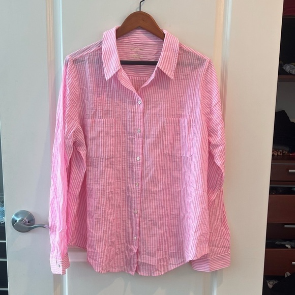LILLY PULITZER SEA VIEW BUTTON DOWN TOP NWT - Picture 3 of 16